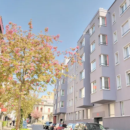 Stylish Near Lake&opera - Flower 22 Apartamento *