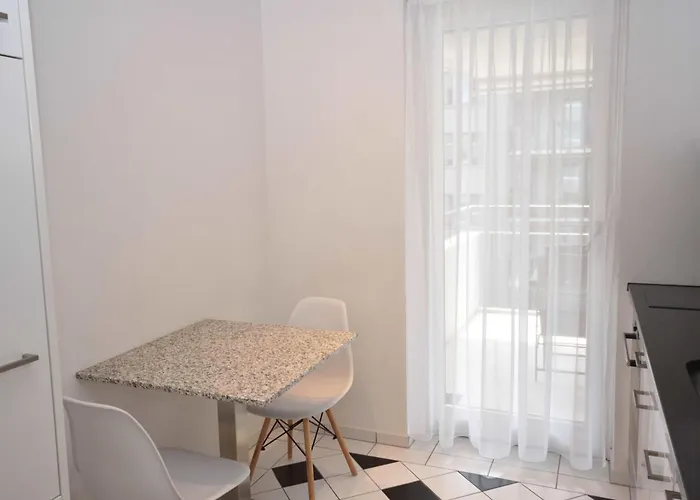 Stylish Near Lake&opera - Flower 22 *